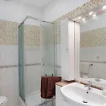 Frida Apartment *